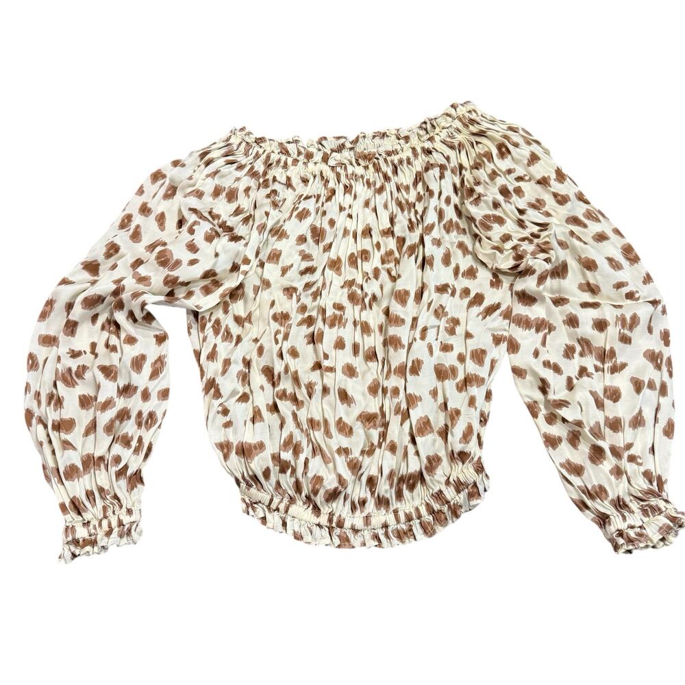 Sundays Women’s cream animal print off the shoulder blouse Size 0